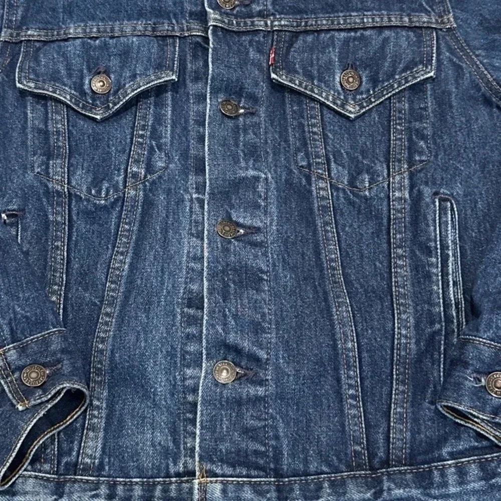 Vintage Levi's 70506-0216 Denim Trucker Jacket Men Size 40 Dark Wash Canada - Picture 5 of 9